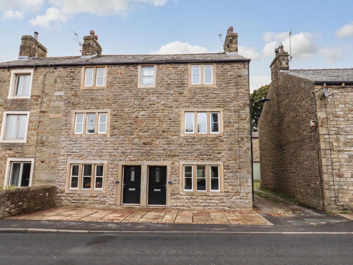 1 Grosvenor Farm * Skipton