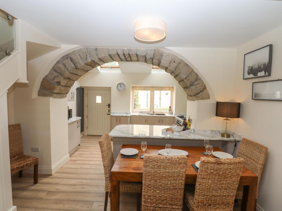 1 Grosvenor Farm *